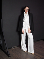 Блуза из обнимающего шелка в жемчужном