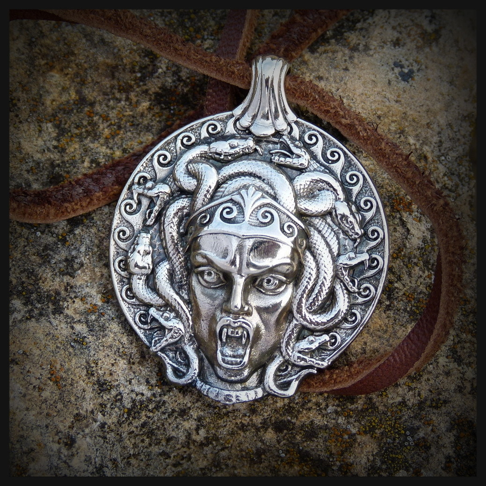 Кулон "Медуза" , мельхиор