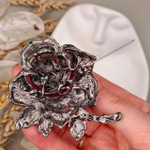 Брошь 3D " Королевская роза"