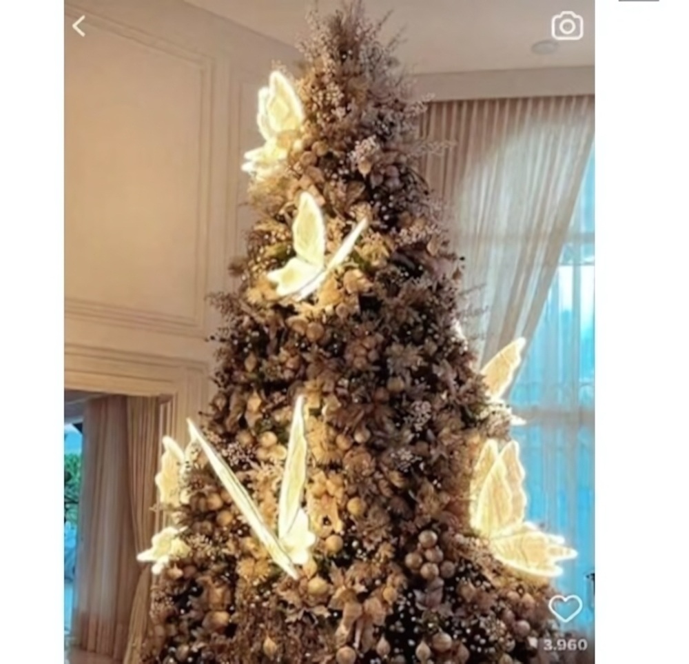 Фигура светодиодная «Волшебная Бабочка» на стойке h-1,94м, длина крыла 80 см, без движения,220v,Теплый белый