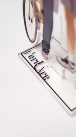 Большой акриловый стенд Here u are. Лето