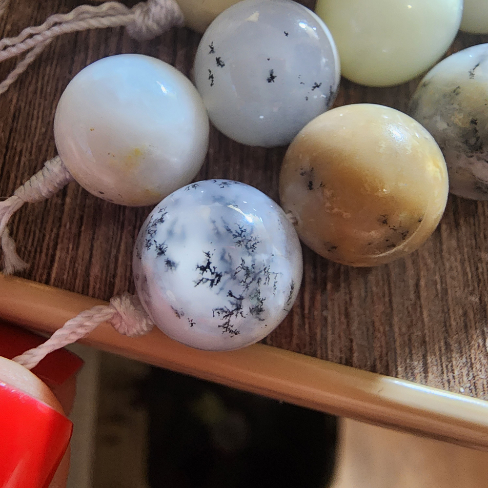 Дендроопал (дендритовый опал), бусина гладкий шар, р-р 11.6 - 12мм