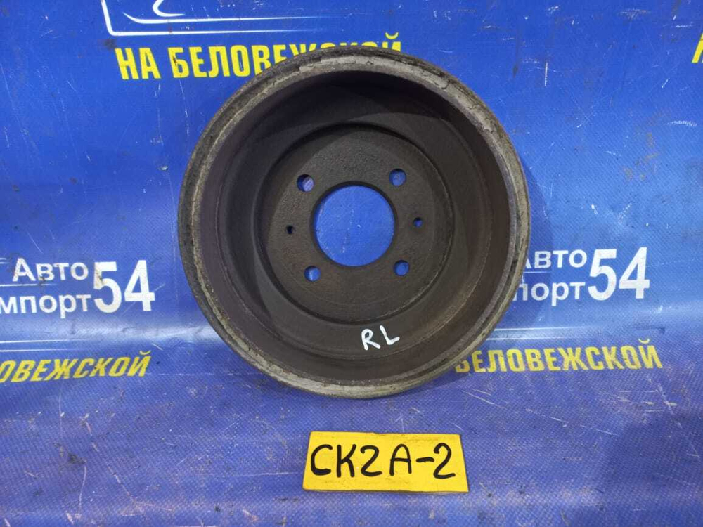 Барабан тормозной задний MITSUBISHI LANCER 1995