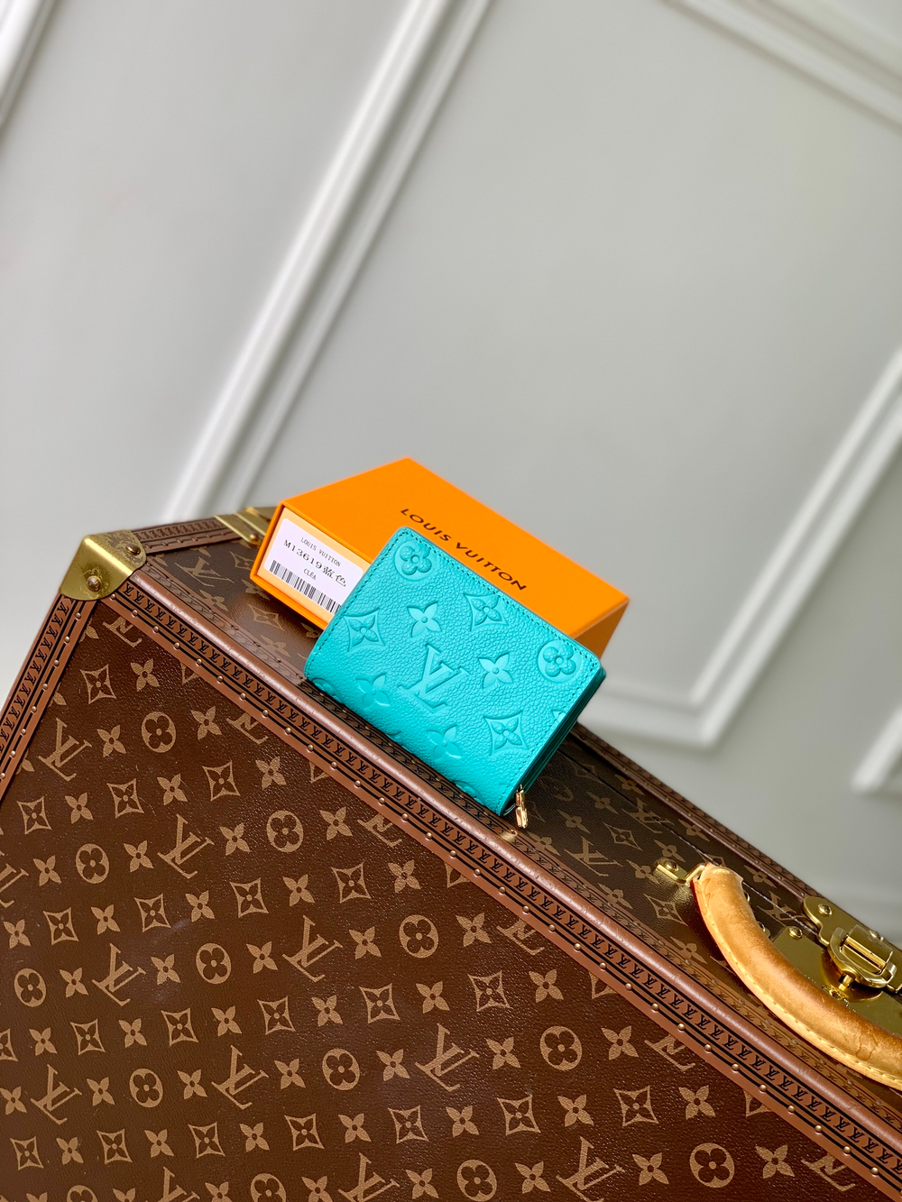 Louis Vuitton Clea Wallet