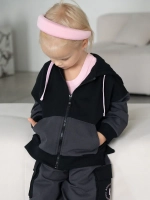 Спортивный костюм для девочки в школу