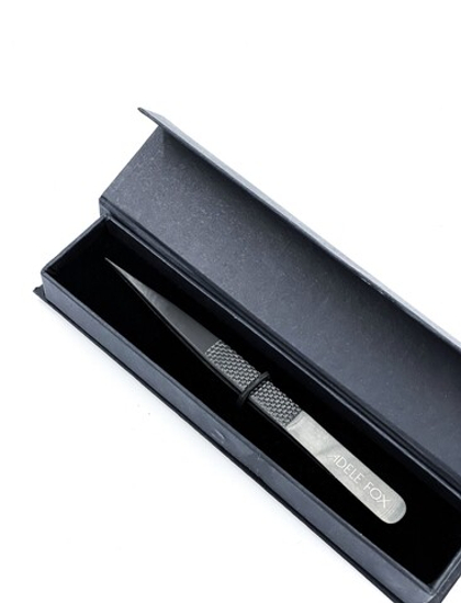 Пинцет ADELE FOX BLACK прямой широкий (с орнаментом), (S-1)