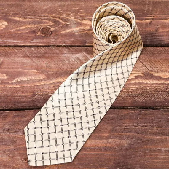 Галстук в открытке с атласной лентой &quot;Настоящему мужчине&quot;