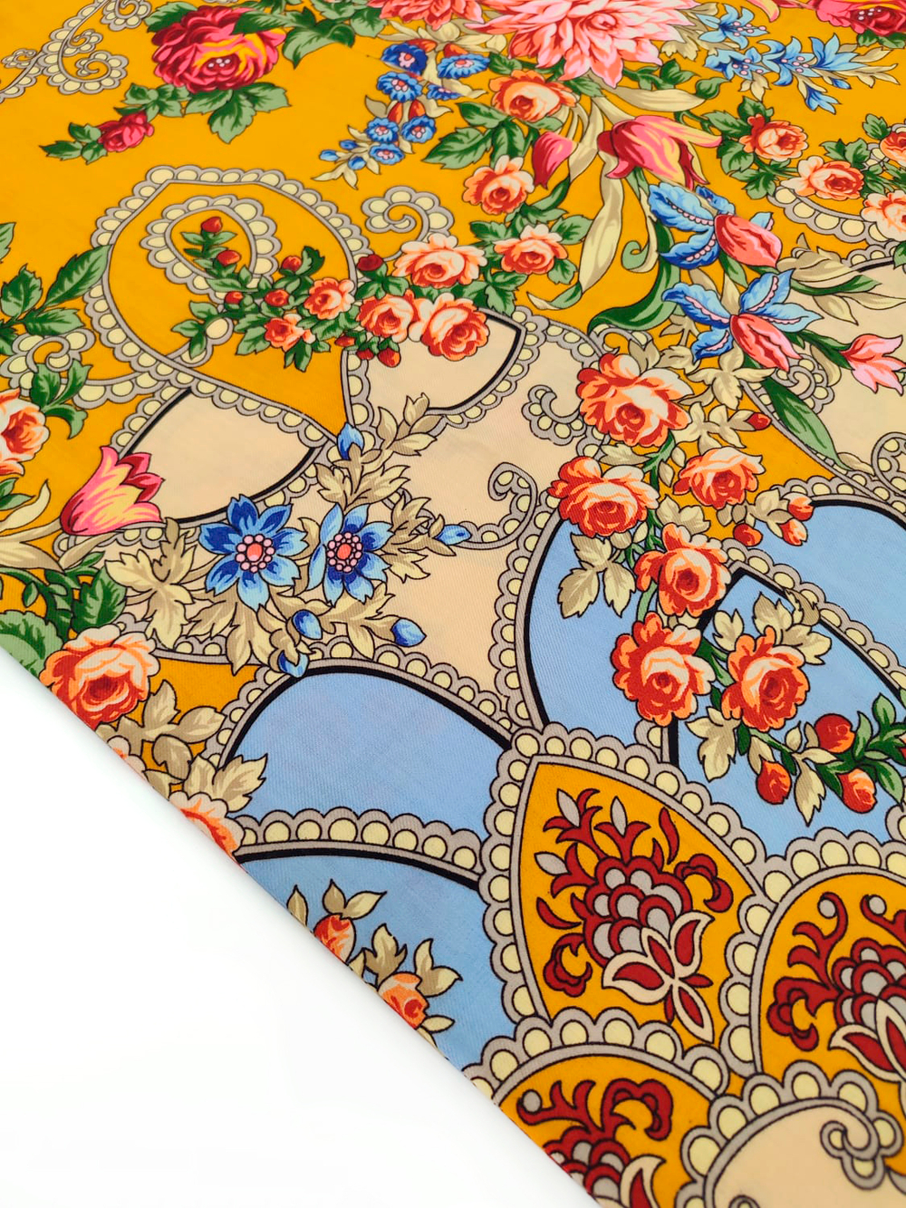 Павловопосадский платок Цыганка Аза 362-2