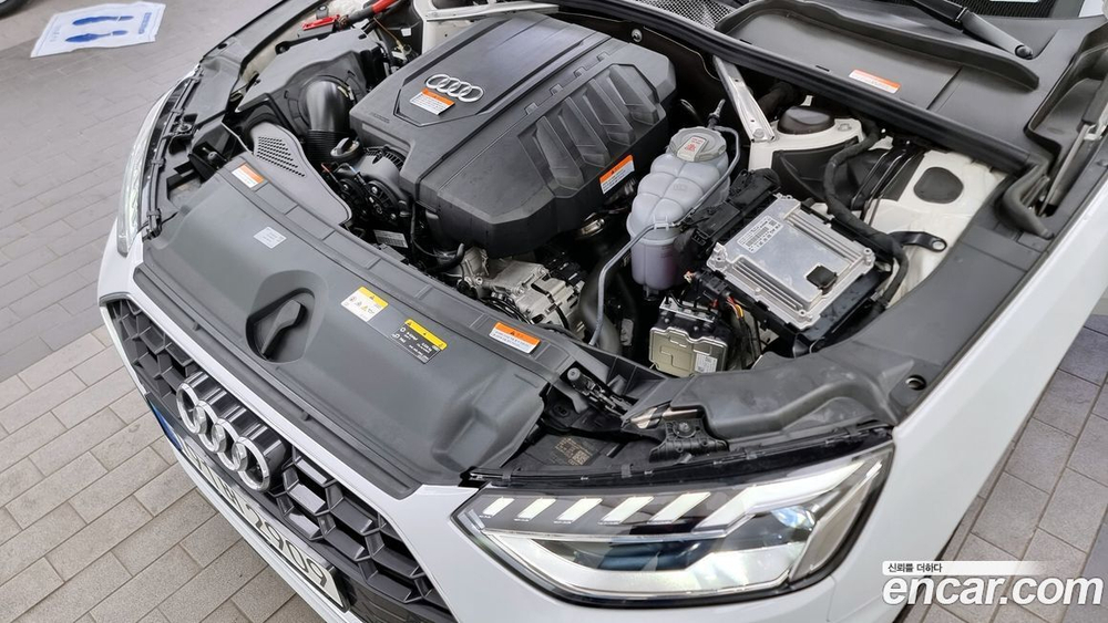 Audi A4 (B9) 40 TFSI Premium (11.2022)