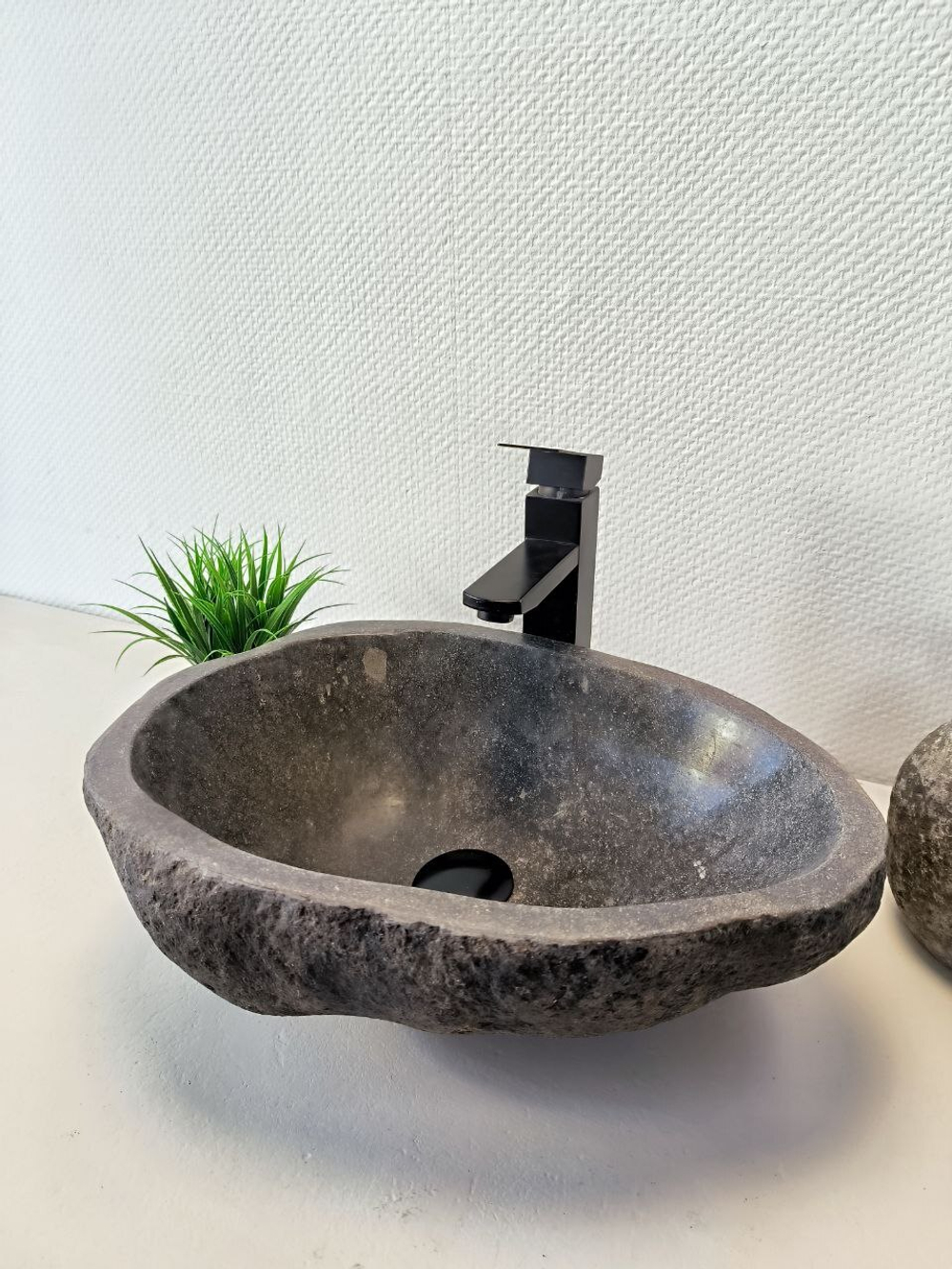 Раковина из речного камня RS-65954 46х33х16 из натурального камня