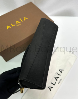 Женская сумка Alaia Le Click East West черного цвета замшевая