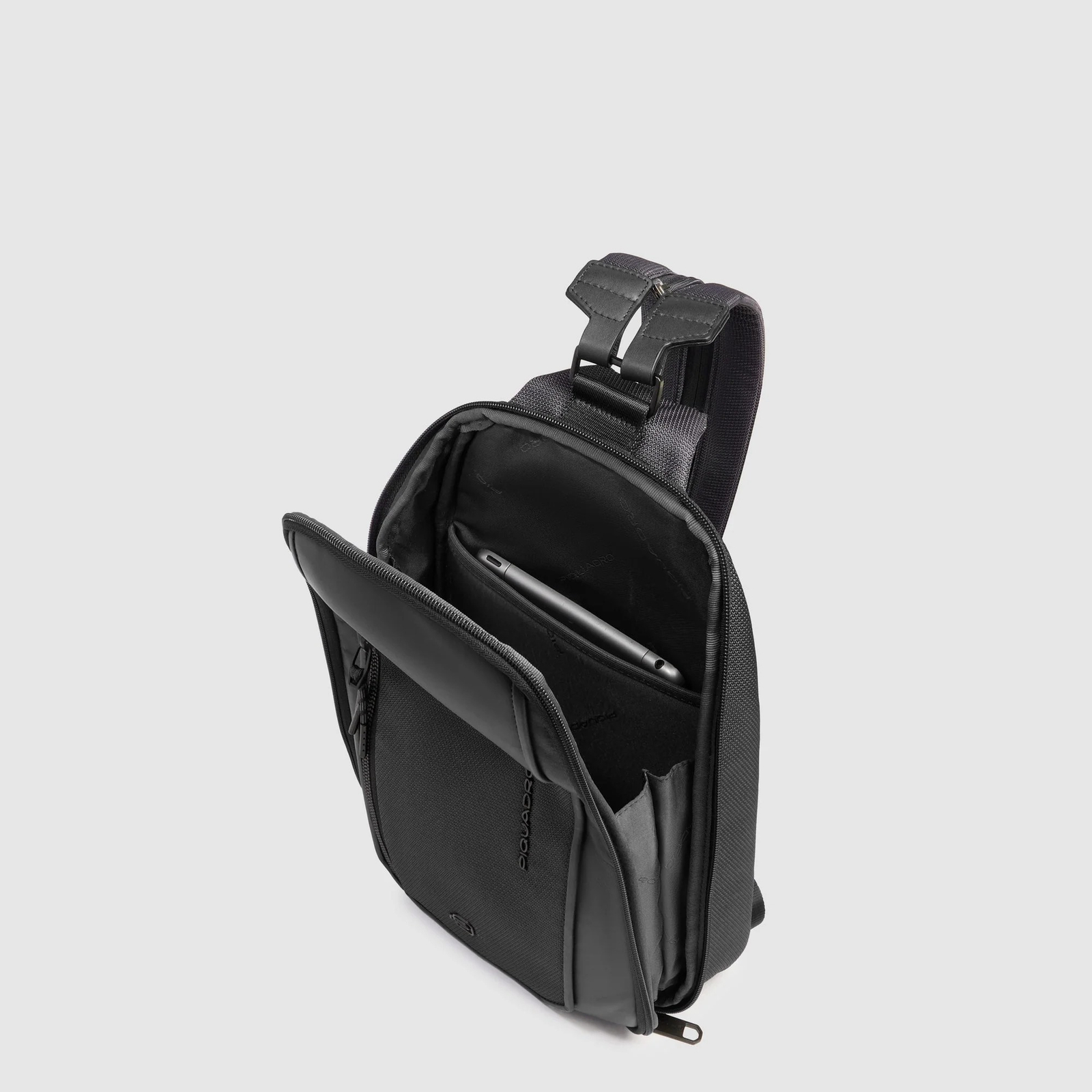 Слинг LYSS CA6934S143/Nero