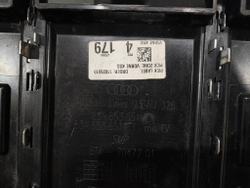 Решетка радиатора Audi Q3 (F3) 18-нв Б/У Оригинал 83A853651E