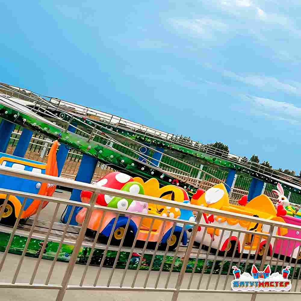 Большая катальная горка «Карамельный поезд», 5 кабинок 10 мест, 18×12×1,9 м