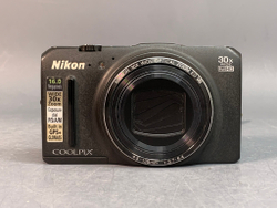 Nikon Coolpix S9700