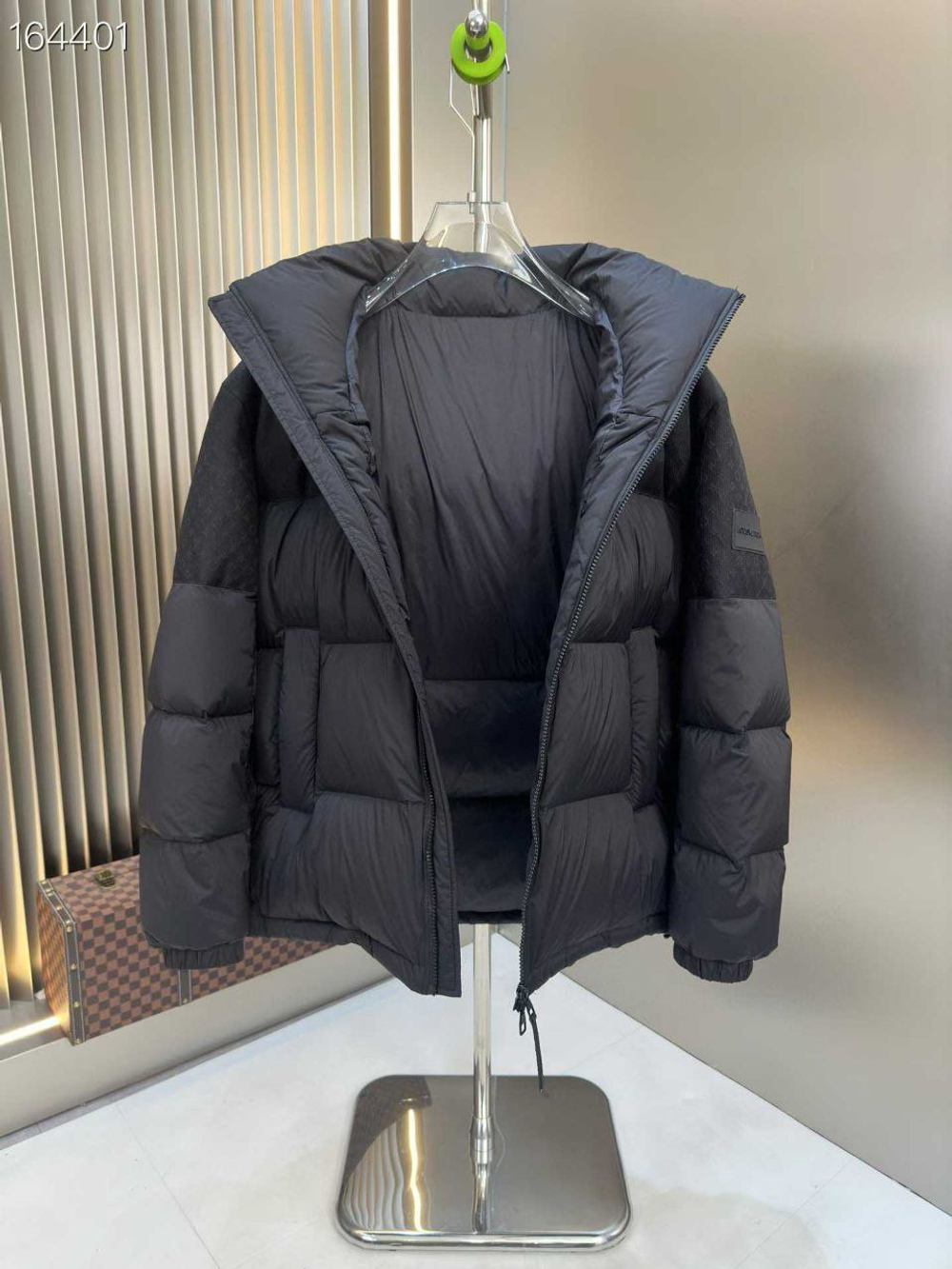 Пуховик Louis Vuitton