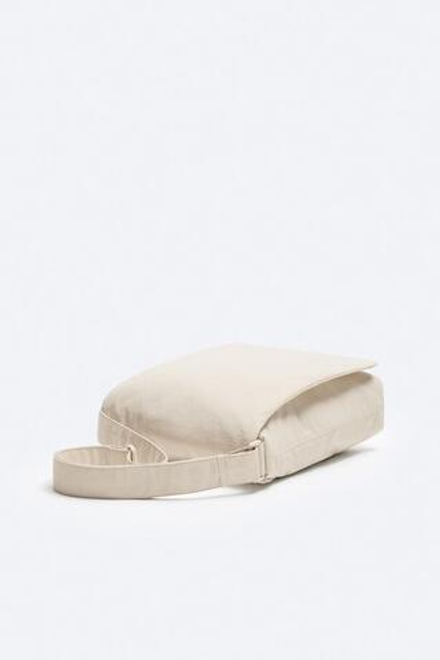 ZARA БОЛЬШАЯ СУМКА ИЗ НЕЙЛОНА С КЛАПАНОМ, КОСТЯНОЙ БЕЛЫЙ
