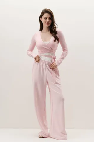 Лонгслив с завязками в стиле баллет нежно-розового цвета