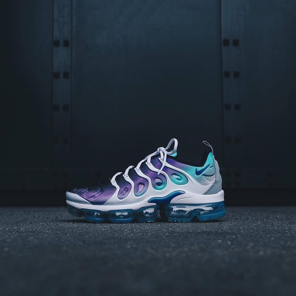 Nike Vapormax Plus "Grape"