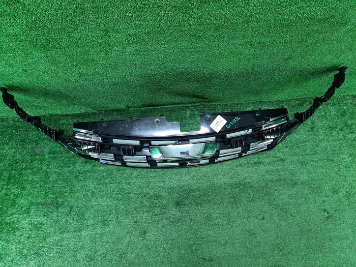 Решетка радиатора Chery Tiggo 8 (2022-н.в.)