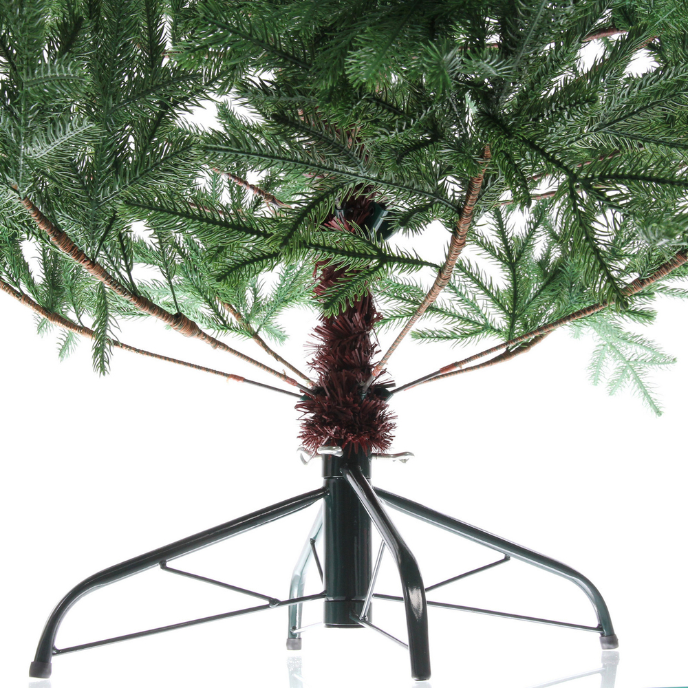 Ёлка «Королевская» 180 см резина (666 веток)