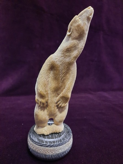 Медведь "Полярная звезда", бивень мамонта, серебро