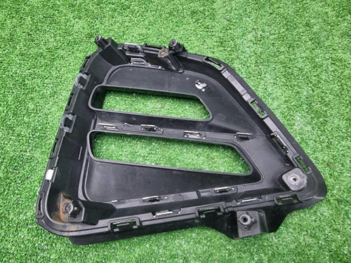 Накладка ПТФ левая Chery Tiggo 4 Pro (2020-н.в.)