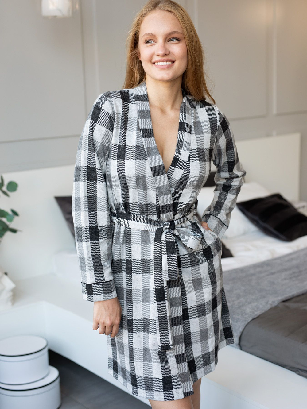 Клетчатый домашний халат из мягкого трикотажа с лёгким ворсом (Размер: XXL) (Цвет: разноцветный)