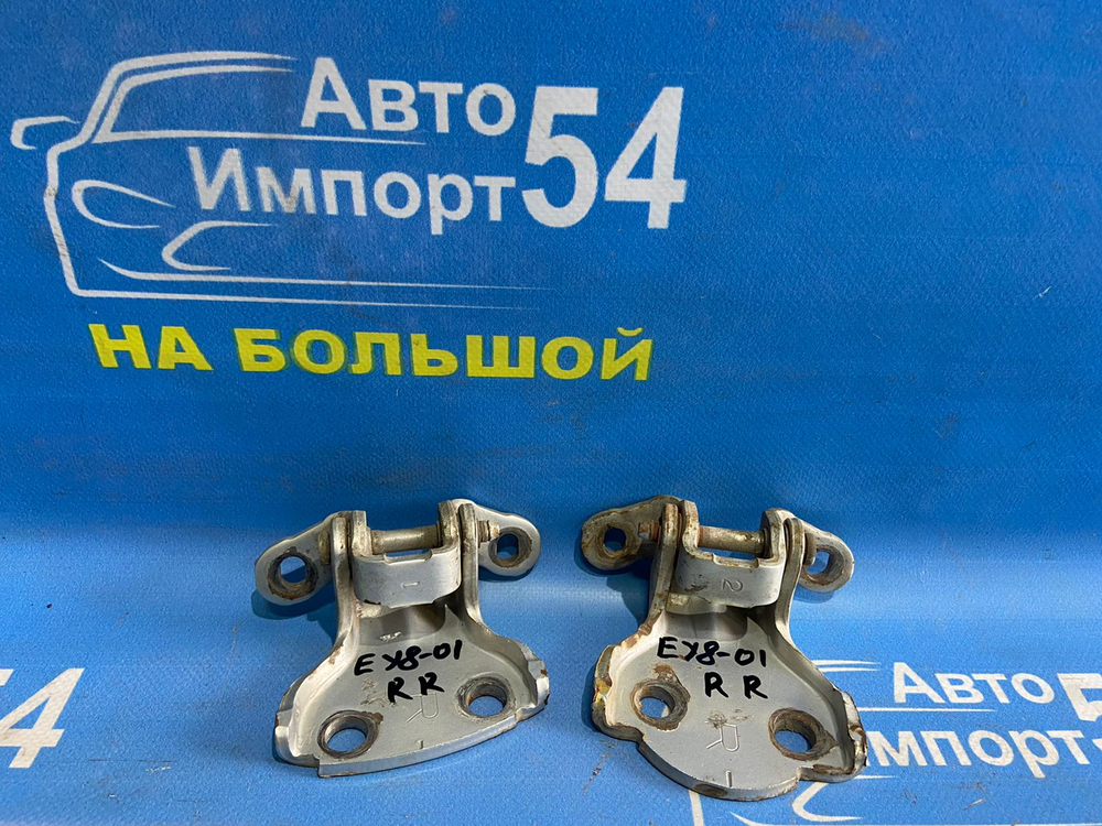 Петля двери задней правой Honda PARTNER 1999