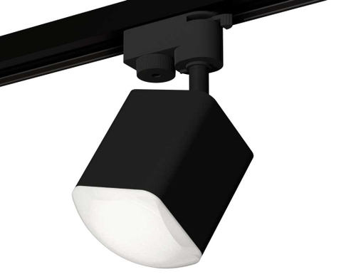 Комплект трекового светильника Ambrella light Track System XT7813023 SBK/FR черный песок/белый матовый (A2521, C7813, N7756)
