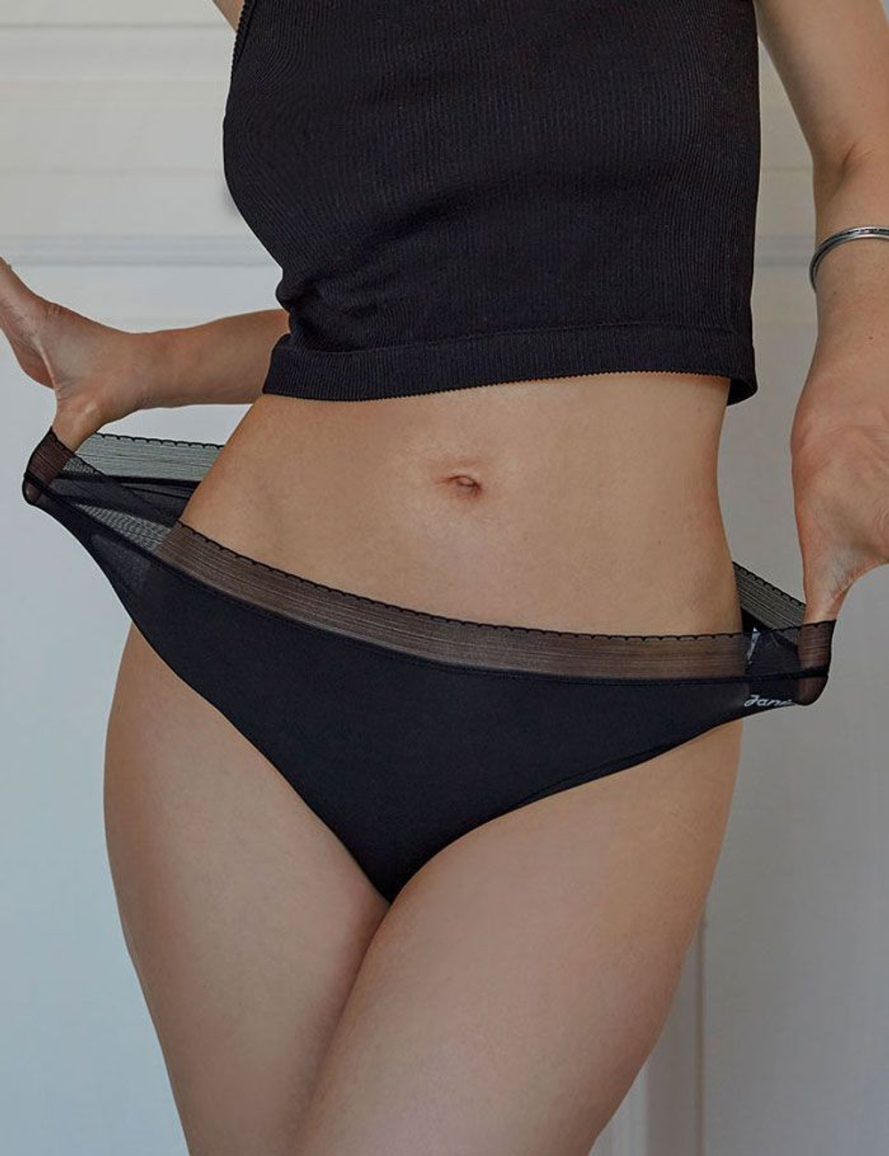 Эластичные трусики-бразилиана Brasilian Trim Flexie Adapt (Размер: S-M-L) (Цвет: черный)