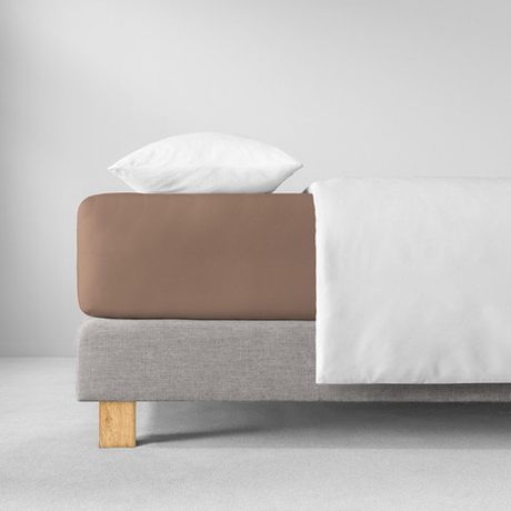 Простыня на резинке 200x200 Estella 095 bahama коричневая