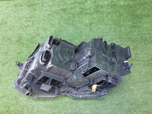 Битая Фара правая VW Tiguan 2 (2016-2020) LED