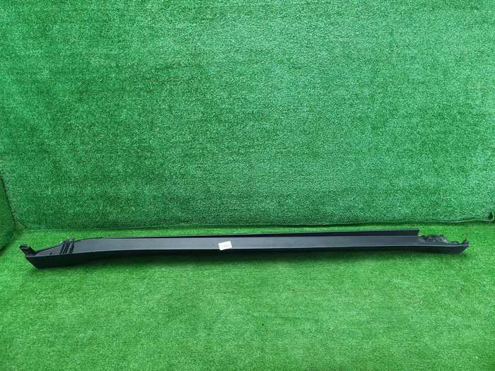 Накладка порога правая BMW X6 F16 (2014-2020)