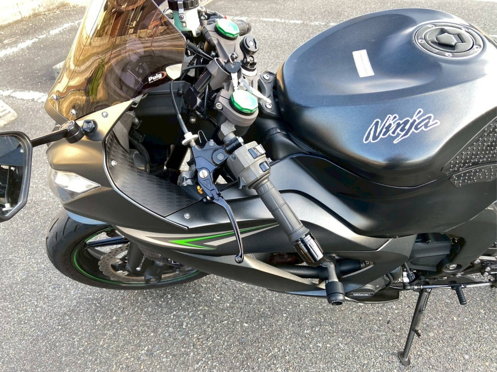 Kawasaki Ninja ZX-6RA 054722