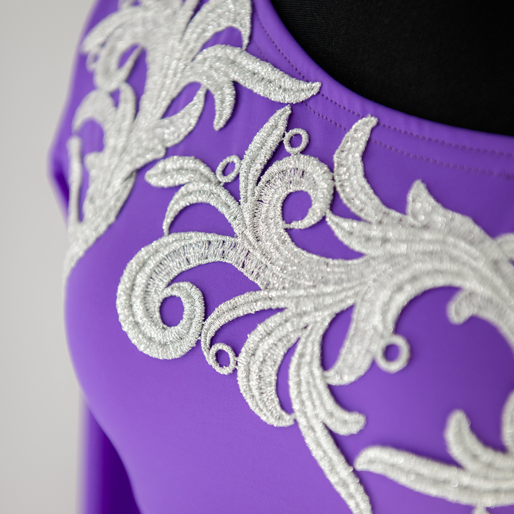 платье с лейсами