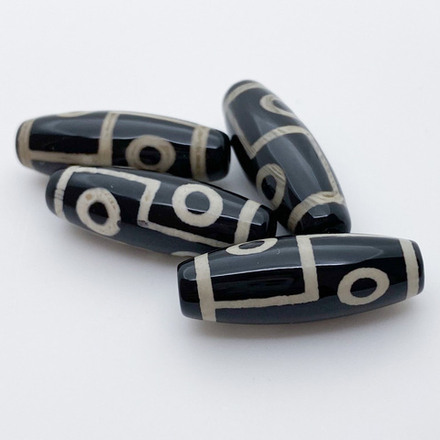 Бусина "Дзи" 4 Глаза, тонированный халцедон, размер около 29*10 мм, цена за 1 шт