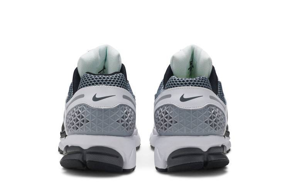 Кроссовки Nike Air Zoom Vomero 5 Se Sp