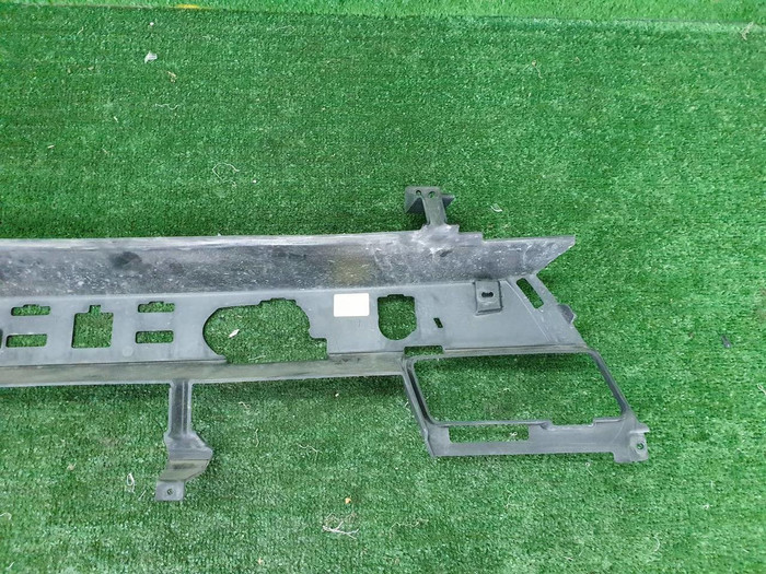 Кронштейн переднего бампера Range Rover Sport 2 L494 (2017-2022)