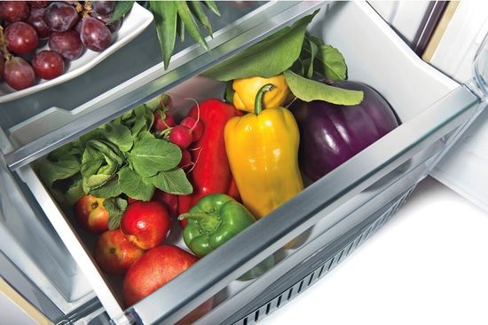 Холодильник KitchenAid KCFMB 60150L