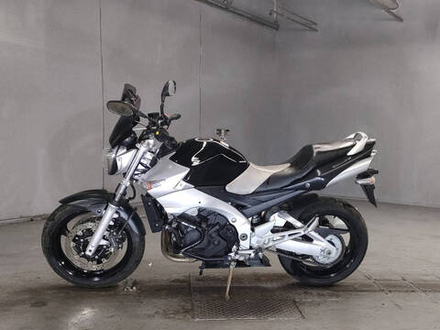 Suzuki GSR400 , 2007