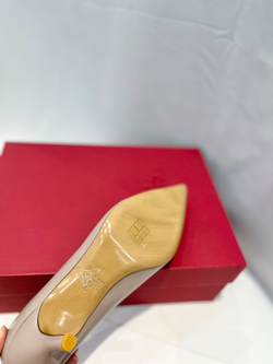 Valentino Vlogo Pump 8 cm