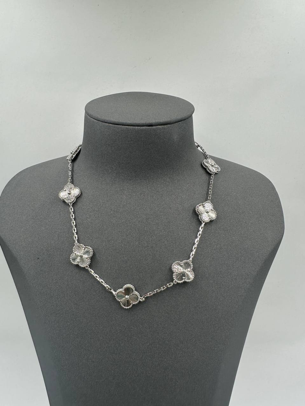 Чокер Van Cleef & Arpels