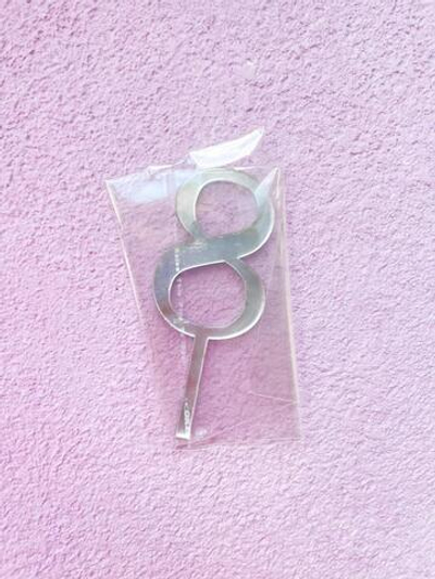 Топпер цифра «8» серебро, акрил, 8 см