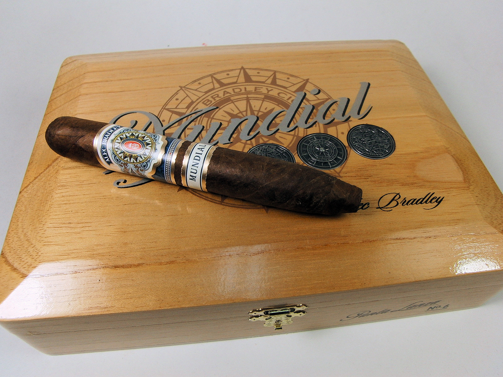 Alec Bradley Mundial Punta Lanza No.6