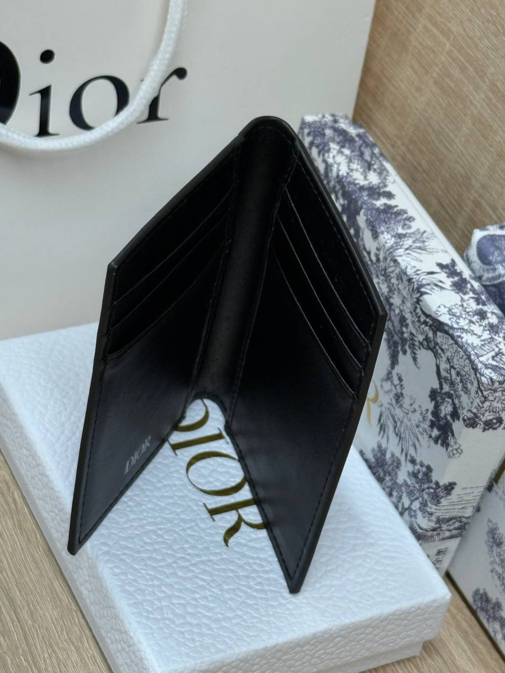 Визитница Dior