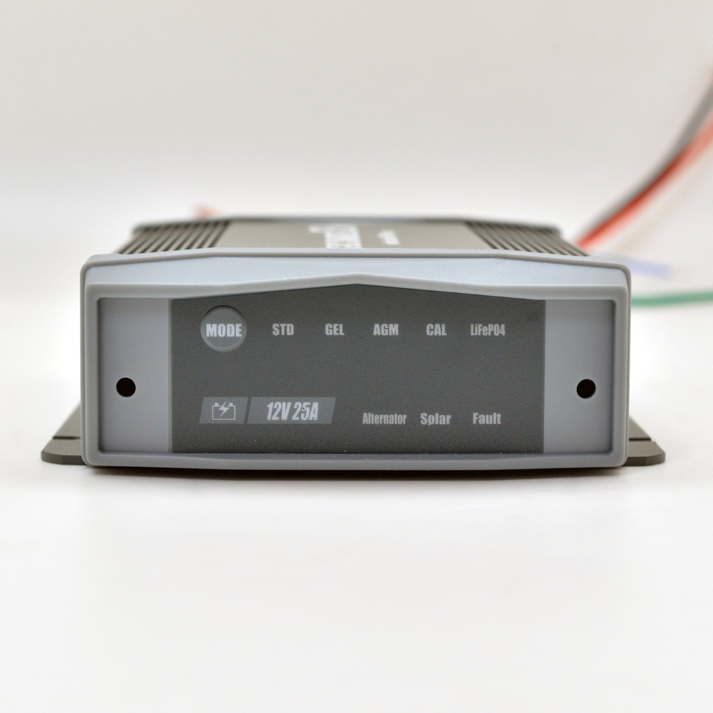 Автоматическое зарядное устройство BERKUT Specialist DC-25A