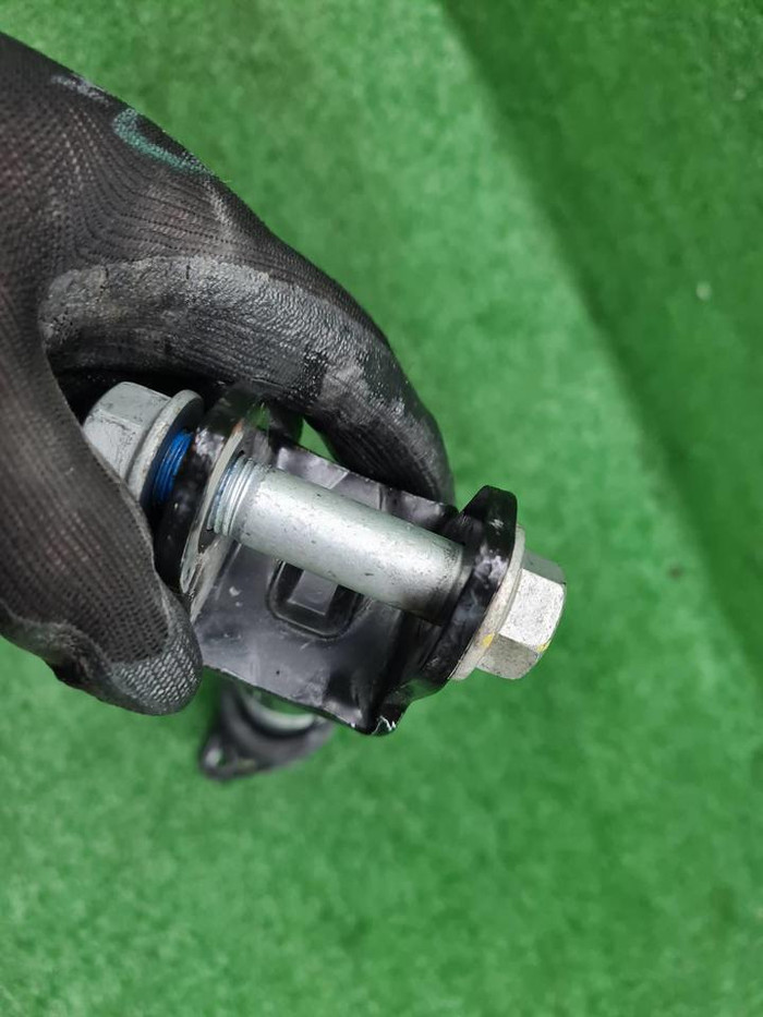 Амортизатор задний Changan Uni-T (2020-н.в.)