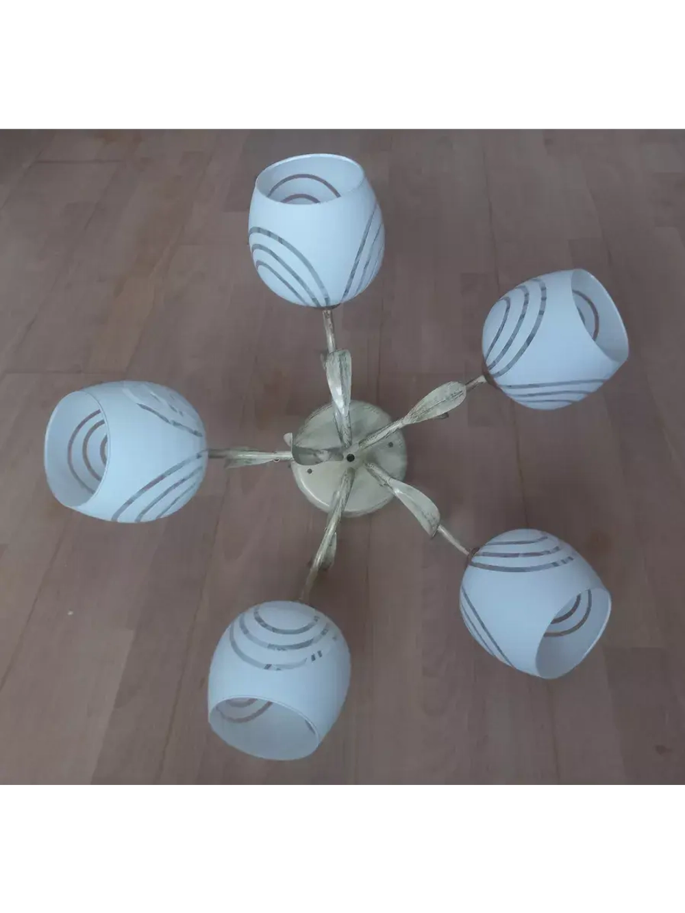 Потолочная люстра Kally Е27 5х60