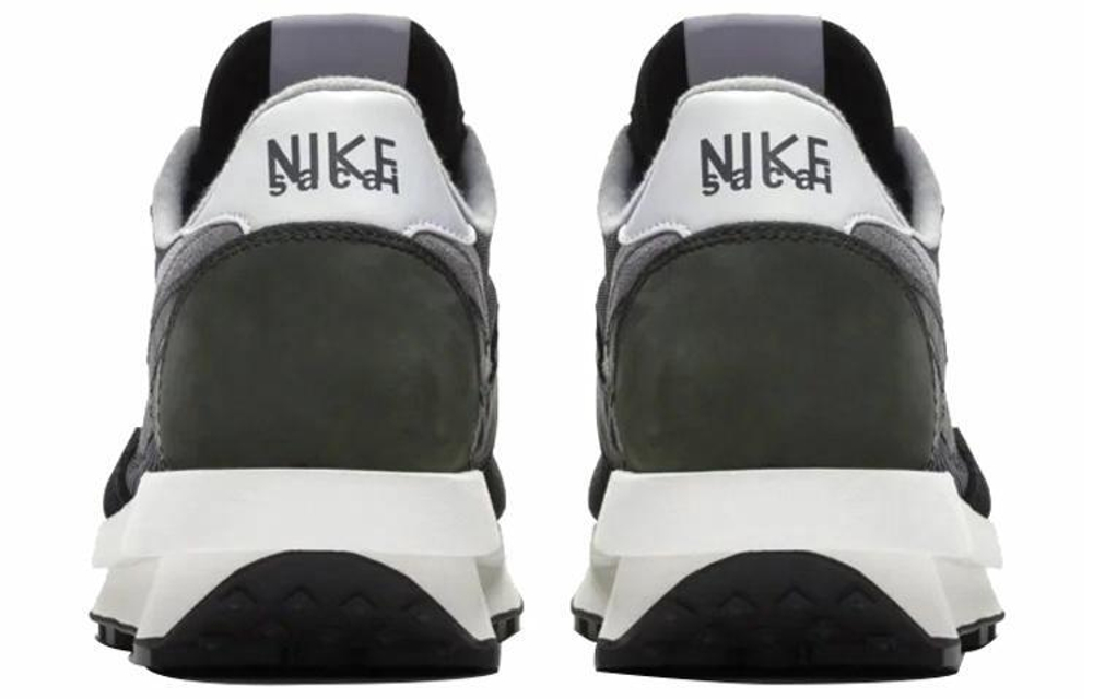 Кроссовки Sacai X Nike Waffle